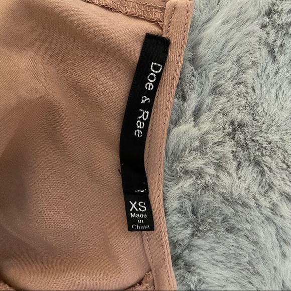 Doe & Rae Pink Lace Long Sleeve Midi Dress size xs - Picture 4 of 5